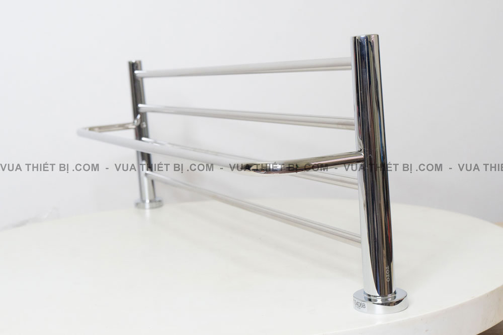 Anh thuc te Gia treo khan TOTO YTS406BV 4