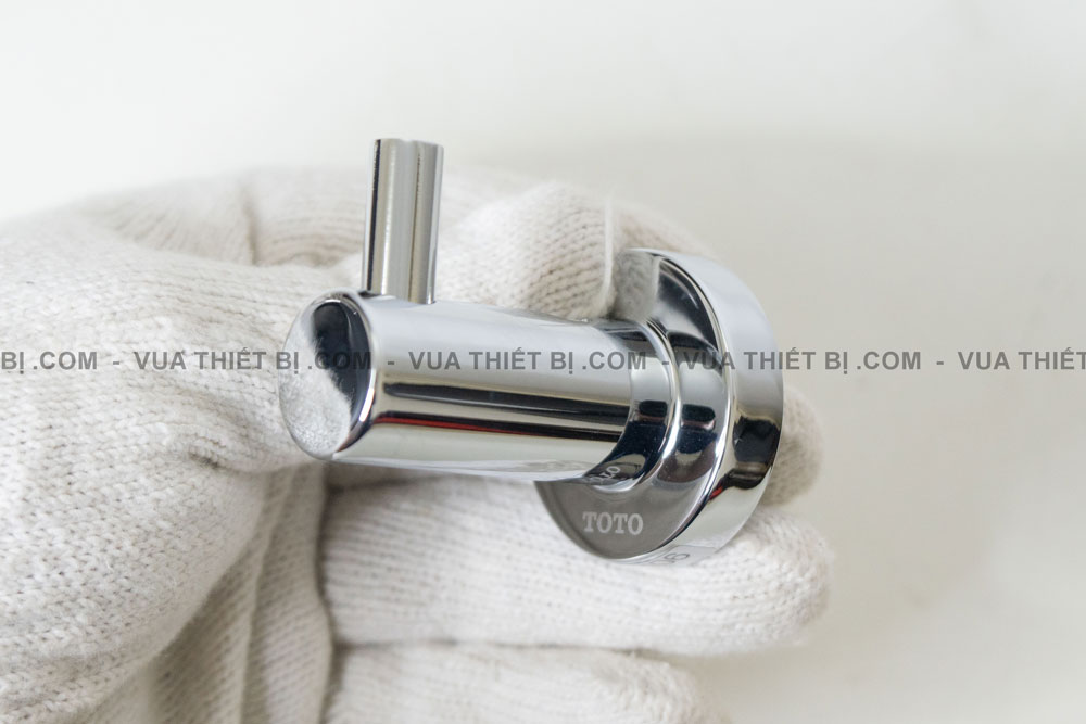 Anh thuc te Moc treo quan ao TOTO YRH406V 3