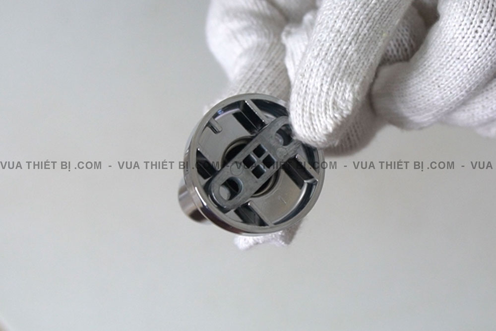 Anh thuc te Thanh treo khan TOTO YT406S6RV 3