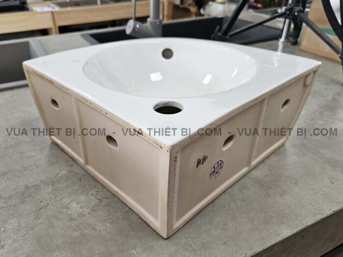 Chậu lavabo treo tường CAESAR L2014 góc - Ảnh 5