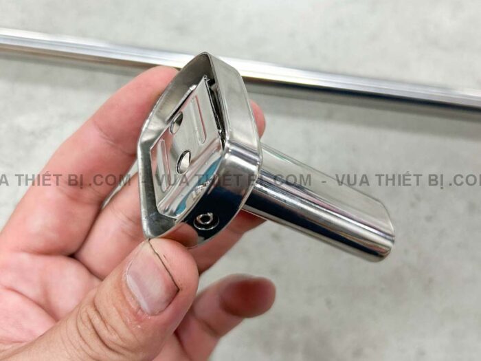 Thanh treo khăn CAESAR Q7301V - Ảnh 4