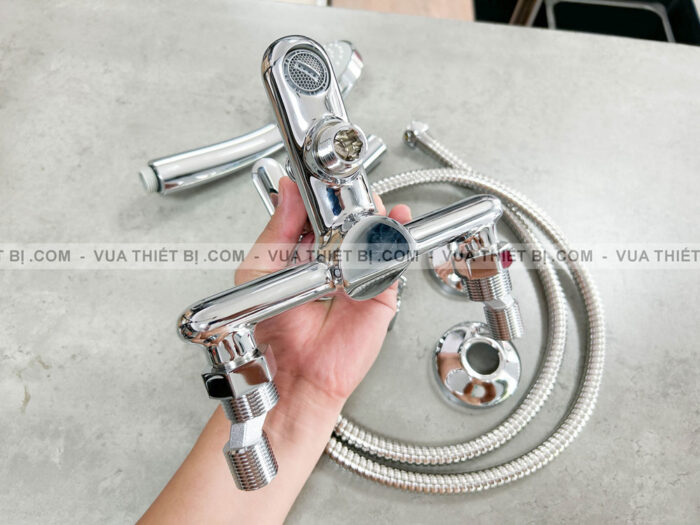 Vòi sen tắm TOTO TVSM103NSS nóng lạnh - Ảnh 10