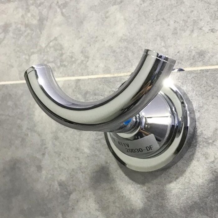 Móc treo quần áo INAX KF-411V đôi - Ảnh 3