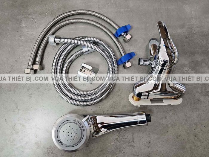 hình ảnh thực tế Vòi lavabo VIGLACERA VG326 kèm sen tắm nóng lạnh