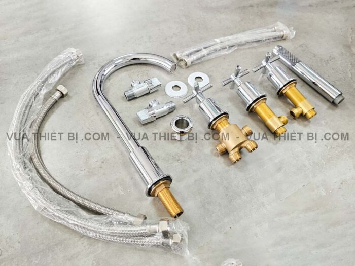 Vòi sen bồn tắm Caesar AS143C 5 lỗ gắn bồn nóng lạnh - Ảnh 11