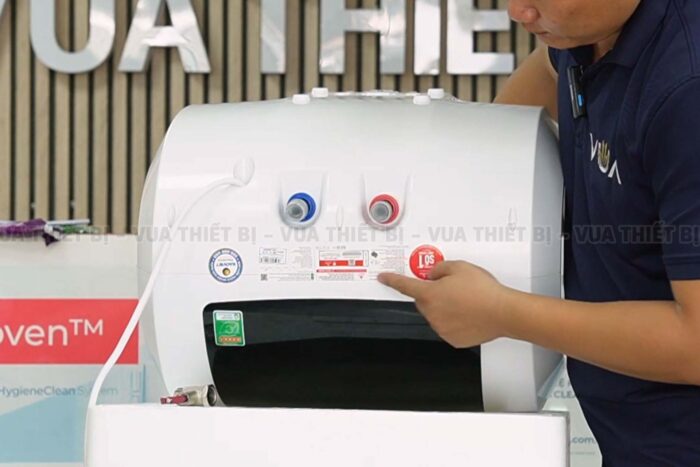 Bình nóng lạnh ROSSI ARTE8 15L lít vuông RA8 15SQ gián tiếp 2500w - Ảnh 9