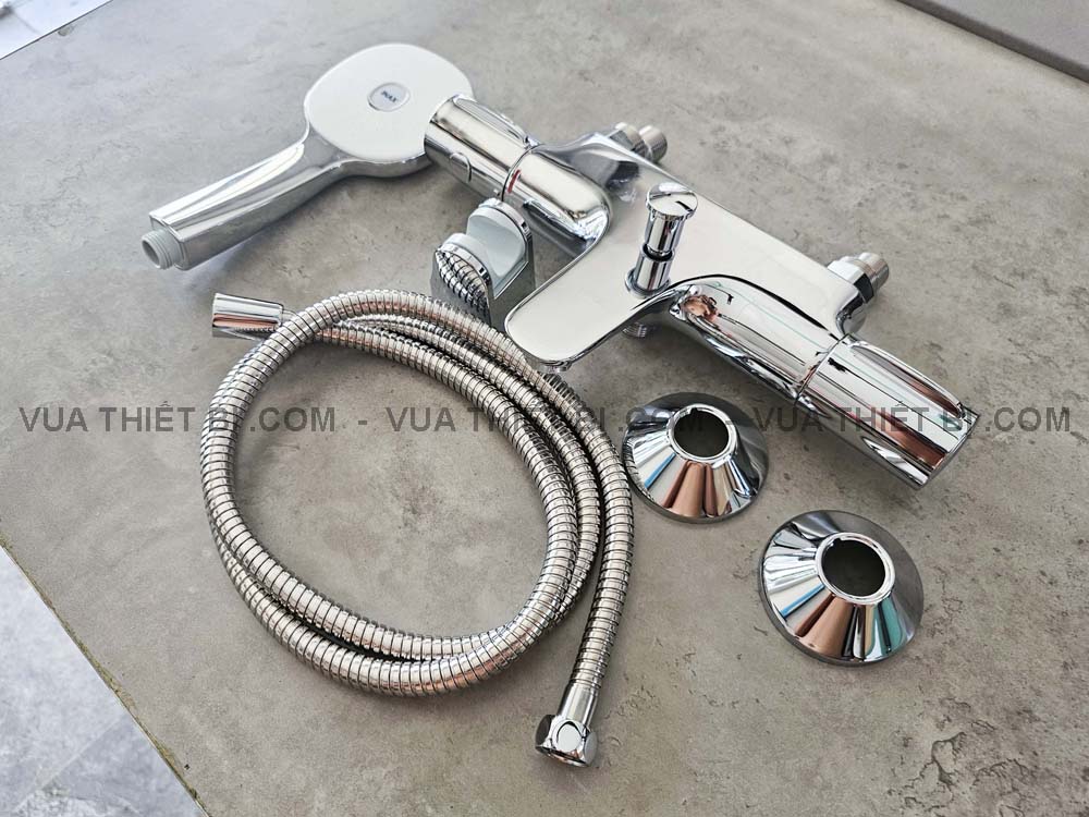 Hinh anh thuc te Voi sen tam INAX BFV 3413T 8C nhiet do 2