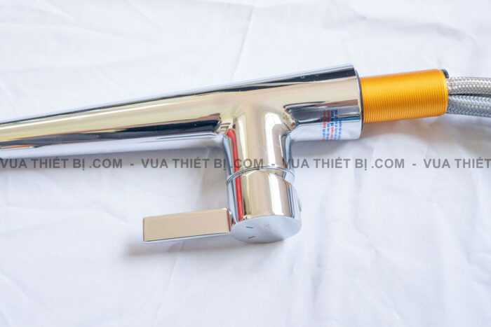 Vòi rửa bát CAESAR K905C nóng lạnh rút dây - Ảnh 4