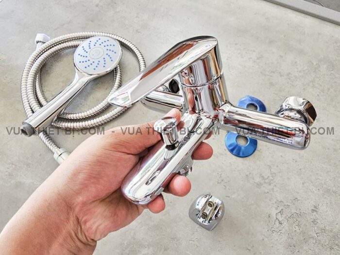 Vòi sen cây Caesar S383C BS126 nóng lạnh - Ảnh 8