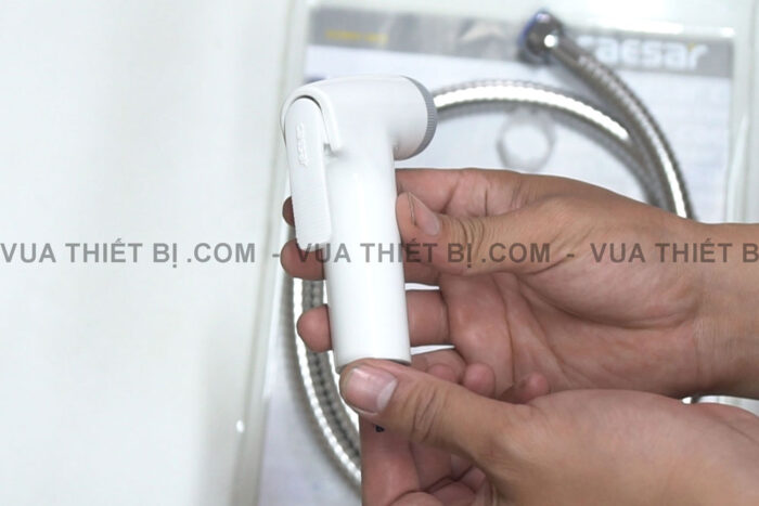 Vòi xịt vệ sinh CAESAR BS304B - Ảnh 5