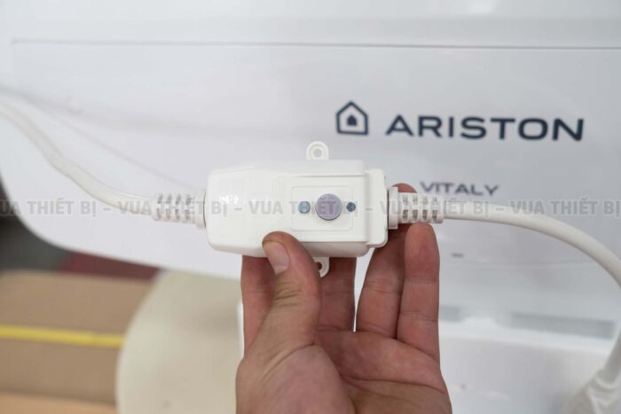 Bình nóng lạnh ARISTON VITALY 20 SLIM 20L lít ngang gián tiếp 2.5FE 2500W - Ảnh 4