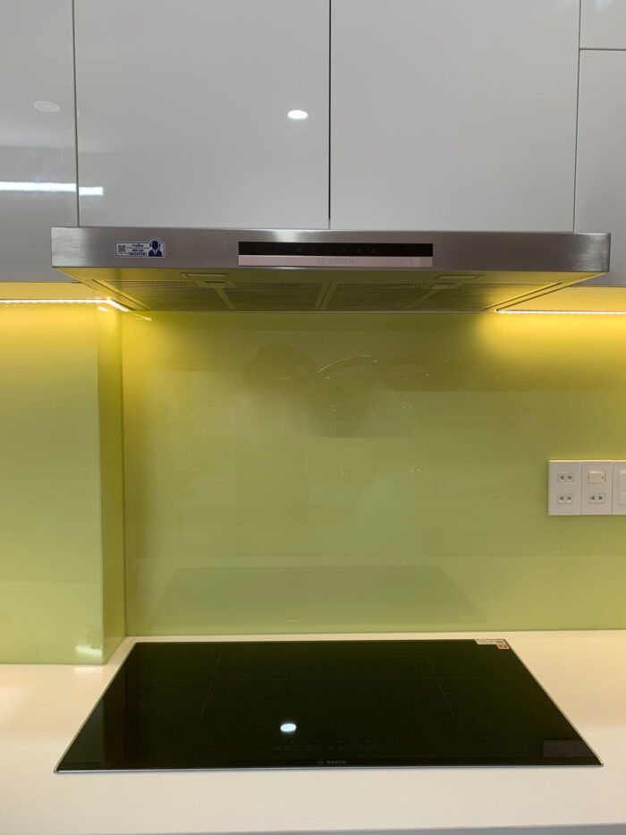 Máy-hút-mùi-gắn-tường-Bosch-DWB97DM50B-thực-tế-2