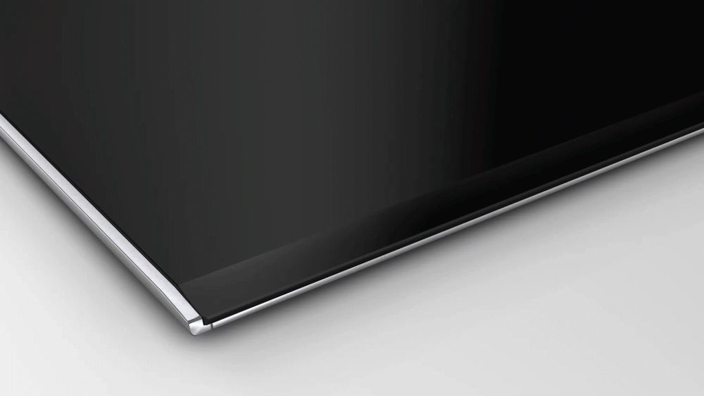 cạnh-bếp-được-bo-viền-nhôm-PXX975KW1E