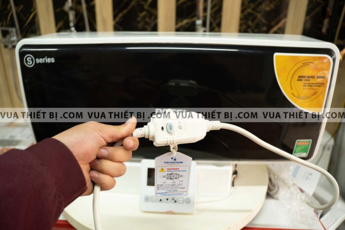 Bình nóng lạnh ROSSI S-Series RSS-20SL RSS-30SL RSS-15SL 15L 20L 30L lít ngang gián tiếp 2500w (1)