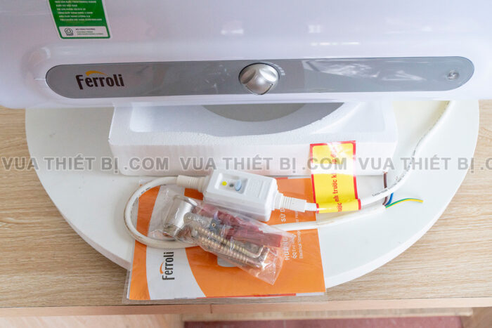 Anh thuc te Binh nong lanh Ferroli QQ ME 15L 20L 30L lit ngang gian tiep 2500w 5