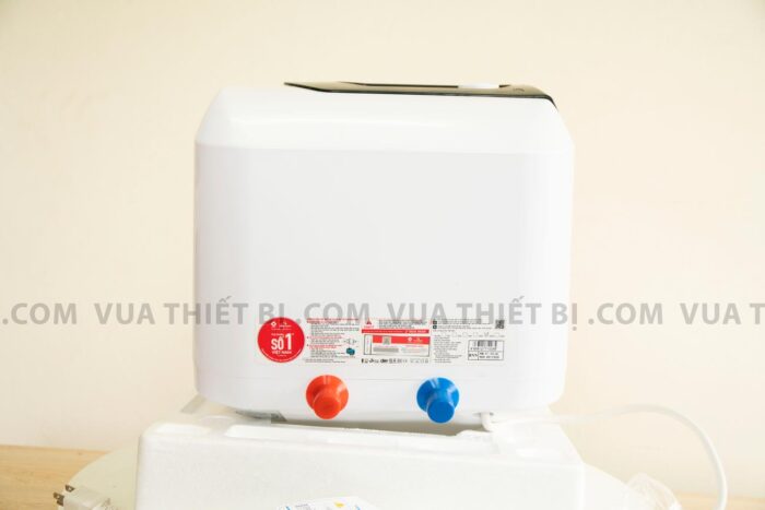 Binh nong lanh ROSSI NAPAS RNA 15SQ RNA 20SQ RNA 30SQ 15 20 30 lit vuong 2