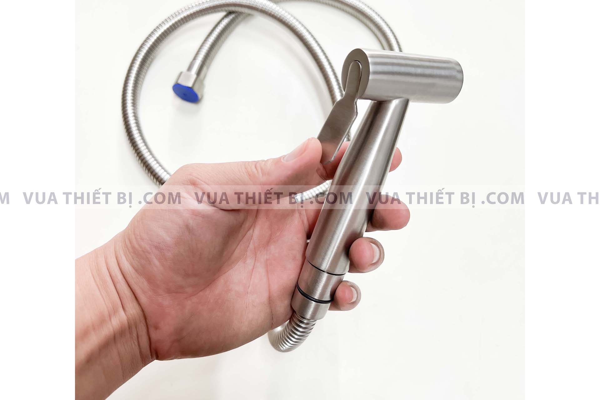 Vòi xịt vệ sinh HAFELE 589.25.991 2 Hình ảnh thực tế Vòi xịt vệ sinh HAFELE 589.25.991 (1)