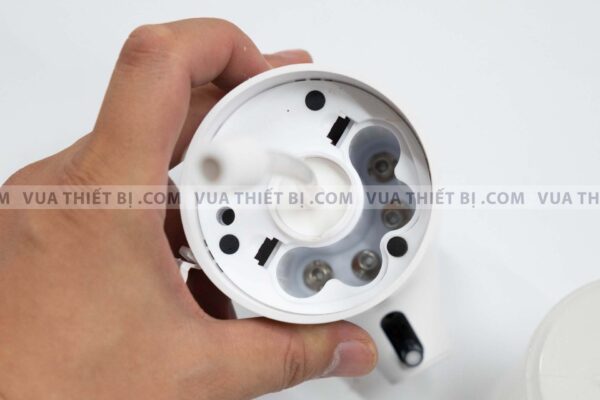 Hop xa phong CAESAR A914 cam ung dung pin 4