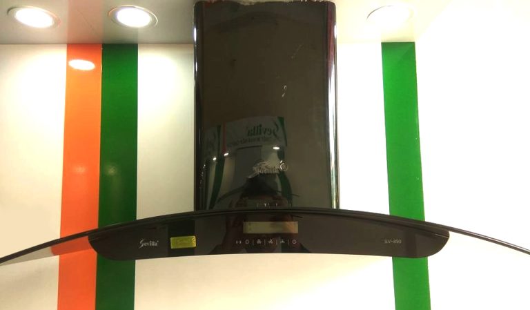 May hut mui SEVILLA SV 890 90cm kinh cong 1