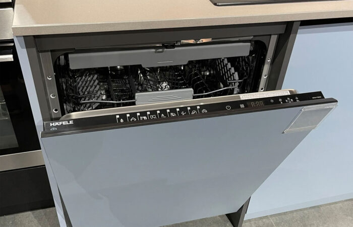 May rua bat Hafele HDW FI60D am tu