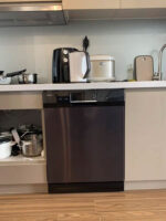 May rua chen doc lap Hafele HDW F60EB