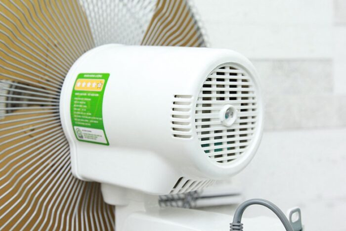 Quạt treo tường PANASONIC F 409UGO vàng kim (5)