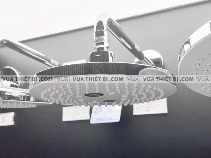 anh thuc te bat sen am tuong toto tbw01004a gan tuong 2