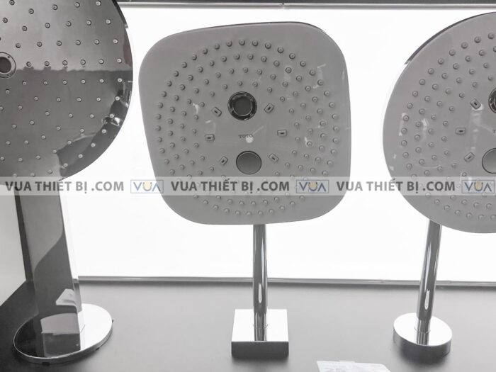 anh thuc te bat sen am tuong toto tbw02004a gan tuong 1