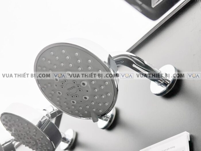 anh thuc te bat sen am tuong toto tbw03001b gan tuong 1