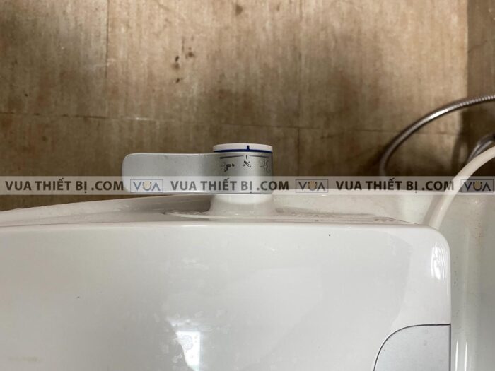 anh thuc te bon cau 1 khoi inax ac 1008r cw s32vn aqua ceramic nap rua co 4