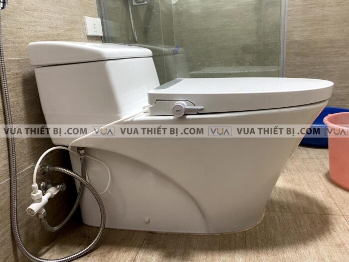 anh thuc te bon cau 1 khoi inax ac 1008r cw s32vn aqua ceramic nap rua co 5