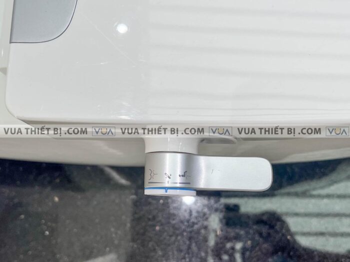 anh thuc te bon cau 1 khoi inax ac 1052 cw s32vn aqua ceramic nap rua co 7