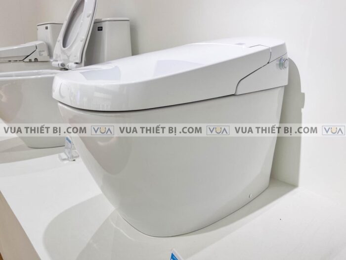 anh thuc te bon cau 1 khoi inax satis g ac g216vn aqua ceramic nap rua dien tu 10