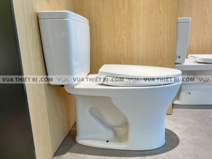 anh thuc te bon cau 2 khoi toto cs735dt2 nap em tc393vs 2