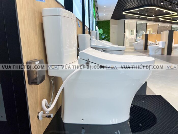 anh thuc te bon cau 2 khoi toto cs769de4 cs769dre4 nap rua co tcw1211a 5