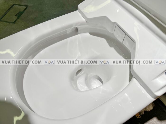 anh thuc te bon cau treo tuong toto cw512yr 7ee0007 tcf403ea nap rua dien tu 10