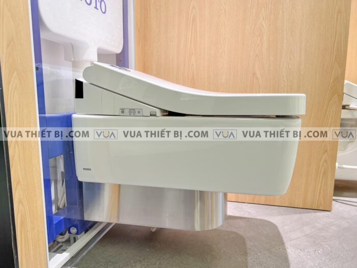 anh thuc te bon cau treo tuong toto cw512yr 7ee0007 tcf403ea nap rua dien tu 4