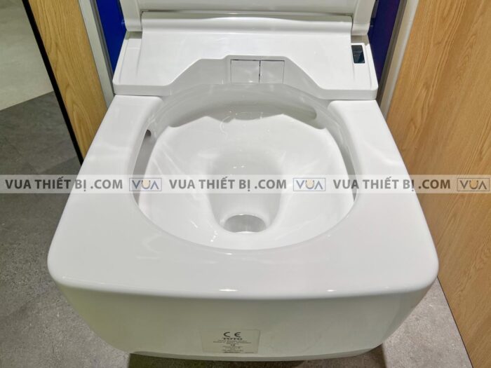 anh thuc te bon cau treo tuong toto cw512yr 7ee0007 tcf403ea nap rua dien tu 9