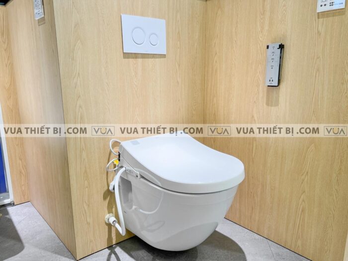 anh thuc te bon cau treo tuong toto cw762xw tcf4732anw1 wh172a mb174pwh nap rua dien tu 2