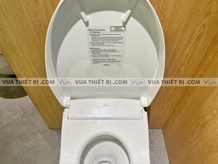 anh thuc te bon cau treo tuong toto cw812reaw tcf4911eznw1 wh172at tca465 mb174pwh nap rua dien tu 8