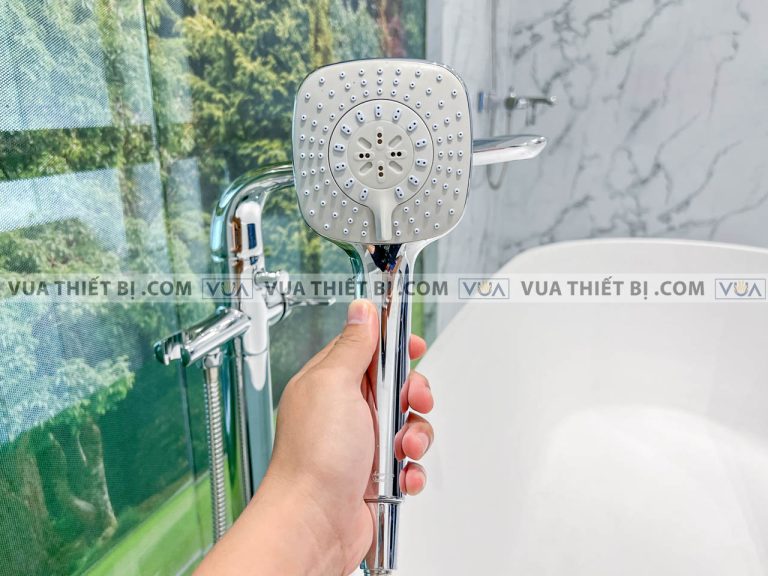 anh thuc te bon tam lap the da american standard btas9761 voi sen wf 6816 6