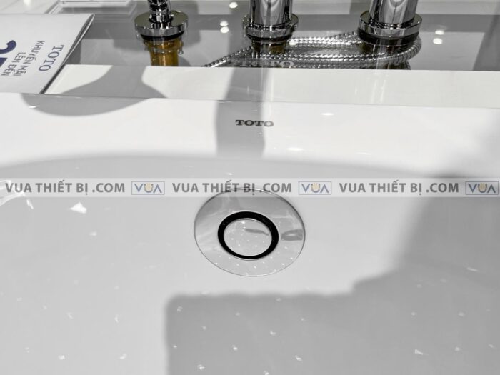 anh thuc te bon tam toto pay1510hv tvbf411 xay 15m 6