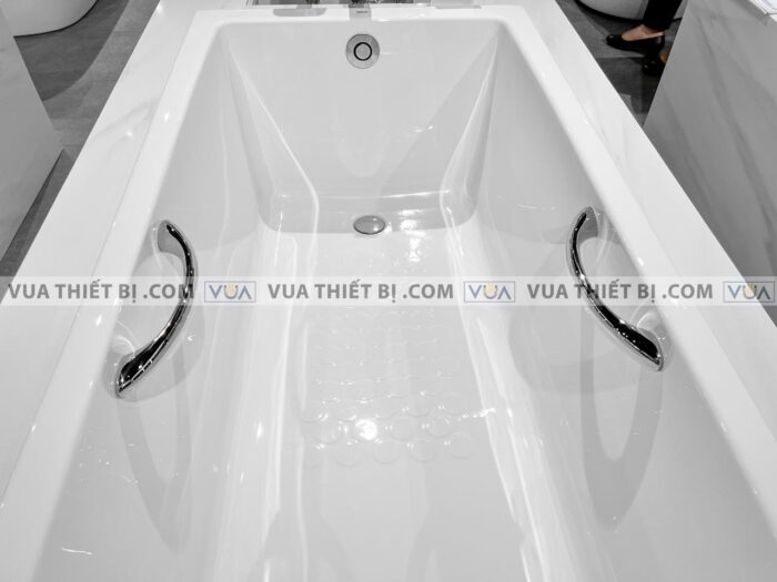 anh thuc te bon tam toto pay1720hv tbvf411 xay 17m 6