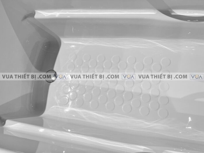 anh thuc te bon tam toto pay1730hv tbvf411 xay 17m 7