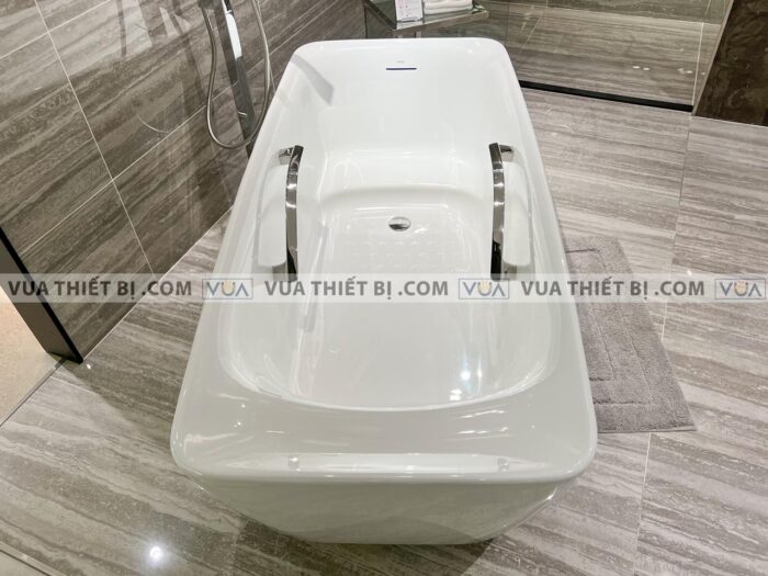 anh thuc te bon tam toto pjy1724hpwengw tvbf412 lap the da cam thach galalato 17m 11