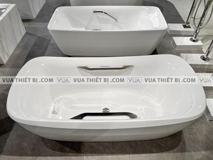 anh thuc te bon tam toto pjy1734hpwengw tvbf412 lap the da cam thach galalato 17m 6