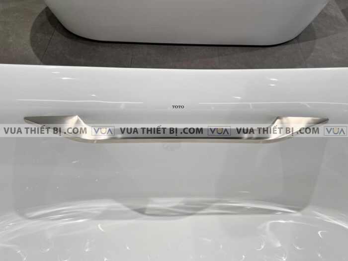 anh thuc te bon tam toto pjy1734hpwengw tvbf412 lap the da cam thach galalato 17m 7