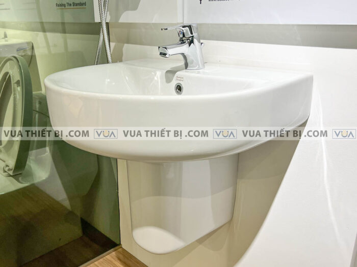 anh thuc te chau lavabo american standard 0553 wt treo tuong chan 0740 wt voi wf 1401 1