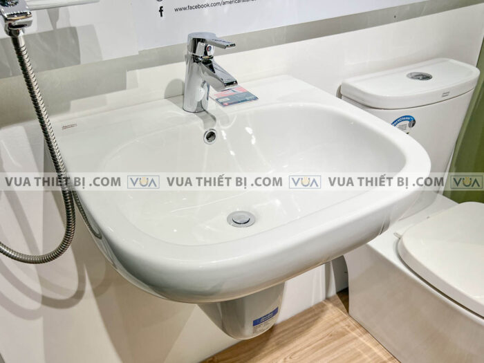 anh thuc te chau lavabo american standard 0955 wt treo tuong chan 0755 wt voi wf 3907 4