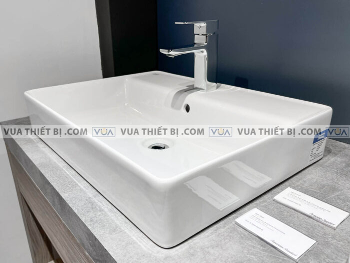 anh thuc te chau lavabo american standard wp f420 dat ban voi wf 1301 4